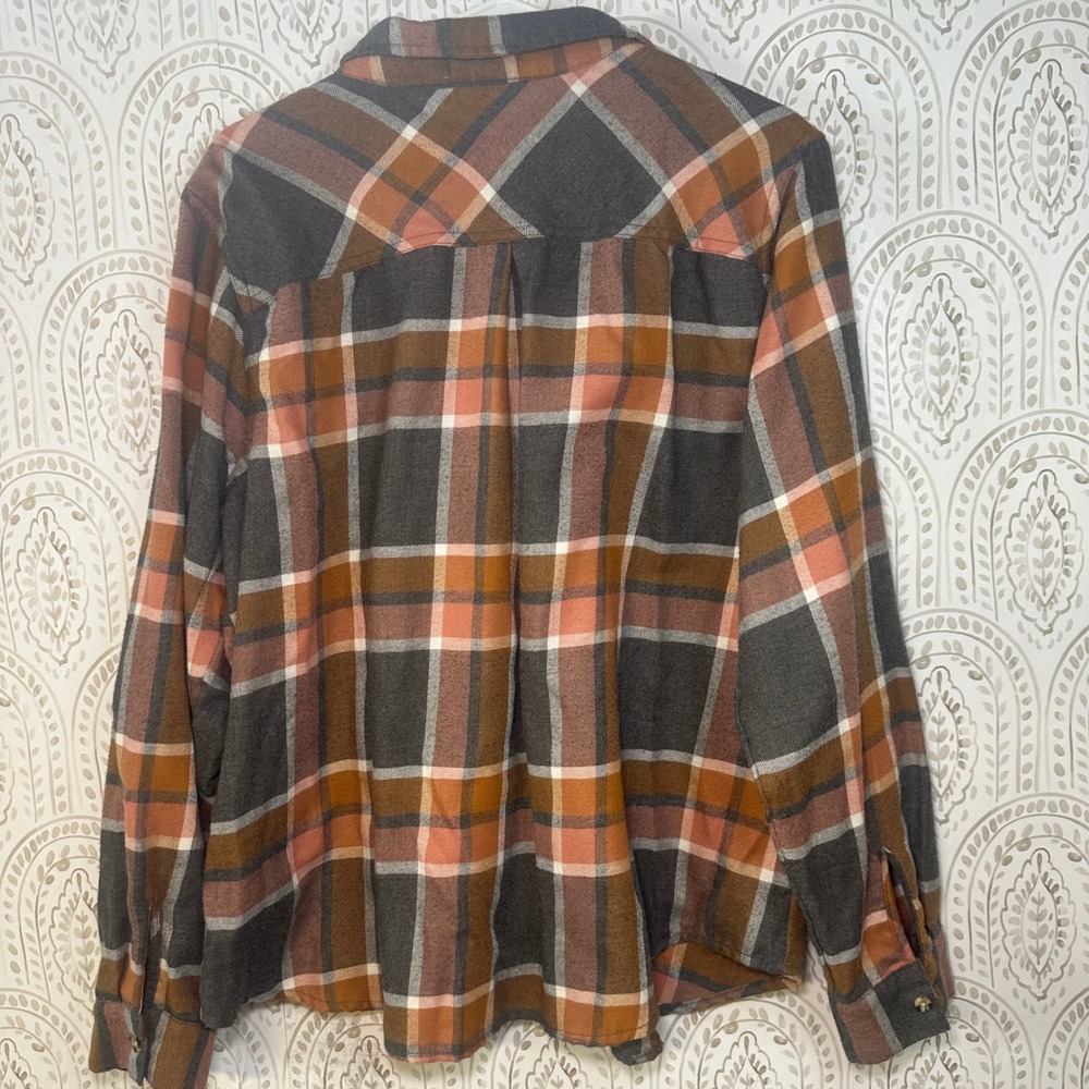 Maurices Women's Plaid Flannel Button Up Long Sleeve Orange Gray Pink Size XXL - Picture 2 of 9
